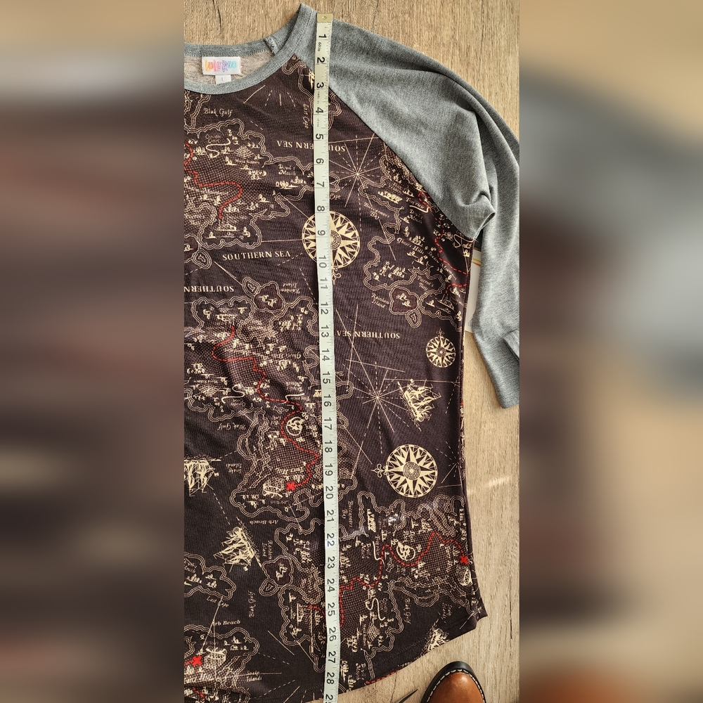 NWT LulaRoe Treasure Map Raglan T-shirt Women's Large - Picture 7 of 7
